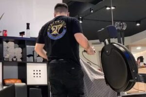 27 Barber Shop