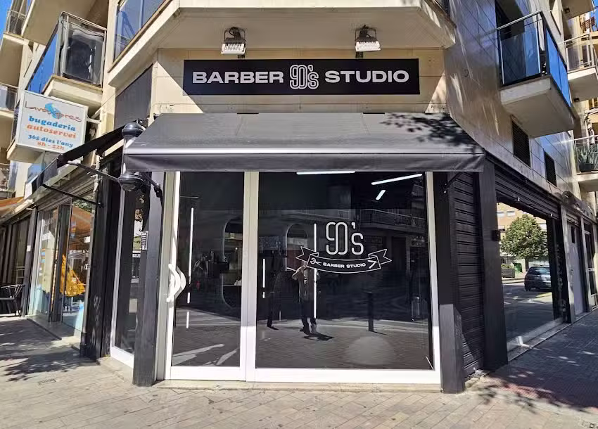 90s barber studio