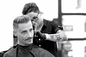 9PM Hairstyle/ Barbershop
