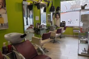 Abril Peluquería y Estética