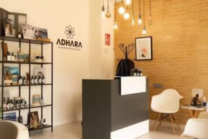 ADHARA Salón de Belleza y Bienestar”secretos del Agua»