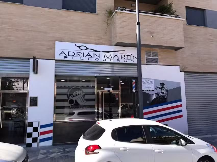 Adrián Martín Peluqueros