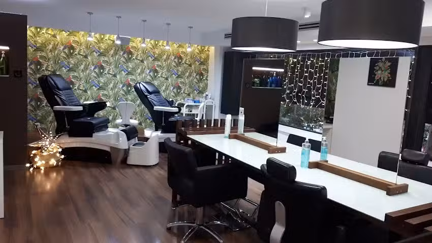 AIRE&rsquo;S PELUQUER&Iacute;A Y BELLEZA