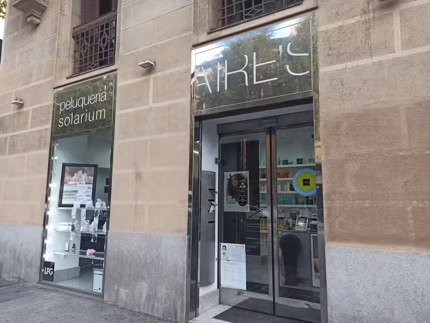 AIRE’S PELUQUERÍA Y BELLEZA