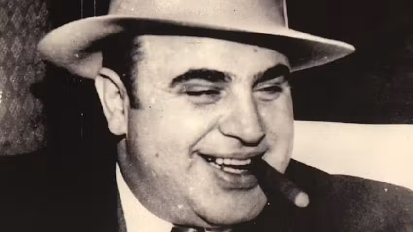 Al Capone Barbiere
