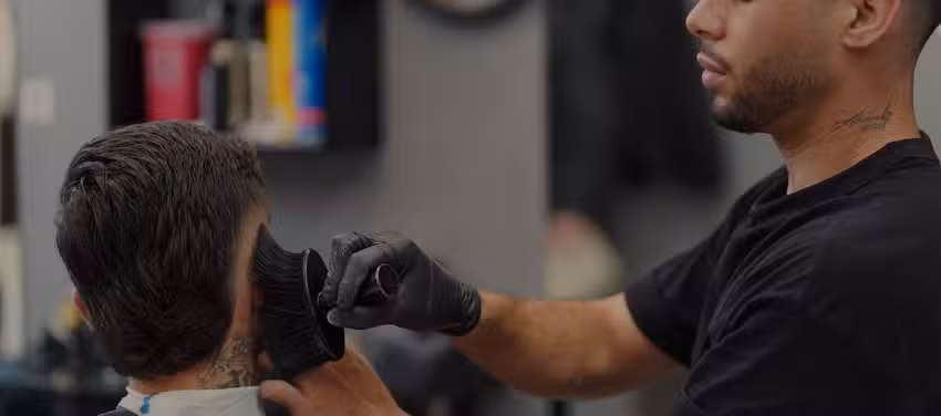 Alex 23 barber | Barber&iacute;a y Peluquer&iacute;a en Santiago de Compostela