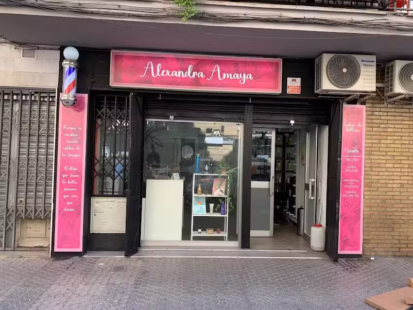 Alexandra Amaya salón