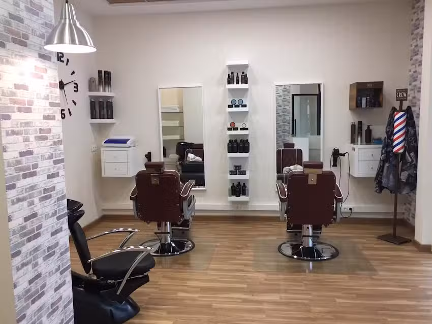 AM MEDINA PELUQUERO’S