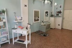 Amparo Blasco estilista