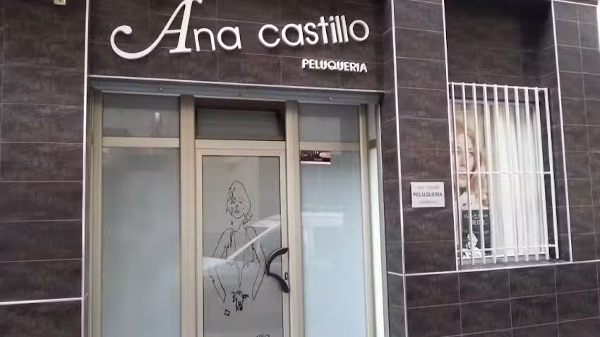 Ana Castillo Peluquería