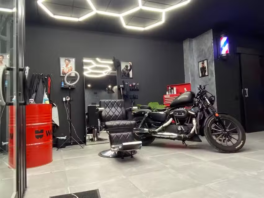 ANDRES FERN&Aacute;NDEZ MENS HAIR CONCEPT | Barberia Rubi