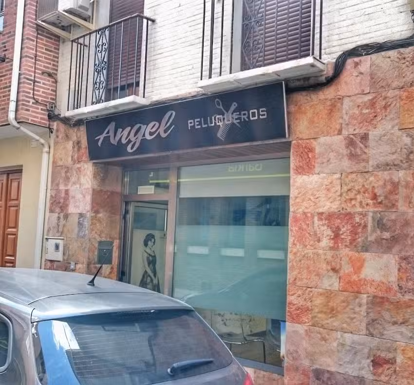 Ángel Peluqueros