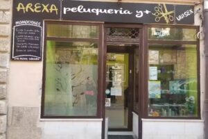 Arexa Peluqueria y +