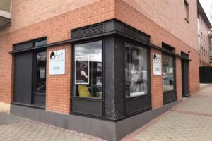 ARTI Centro de peluquería y estética