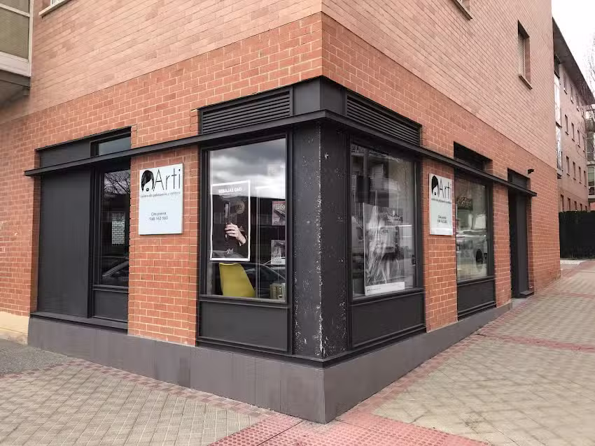 ARTI Centro de peluquería y estética