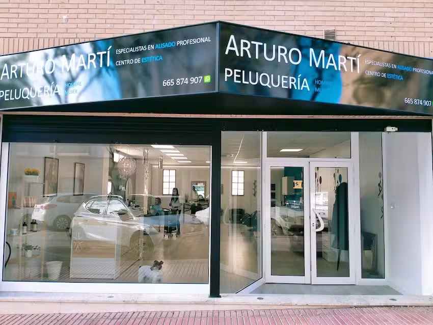 Arturo Mart&iacute; peluquer&iacute;a. ALISADO PROFESIONAL