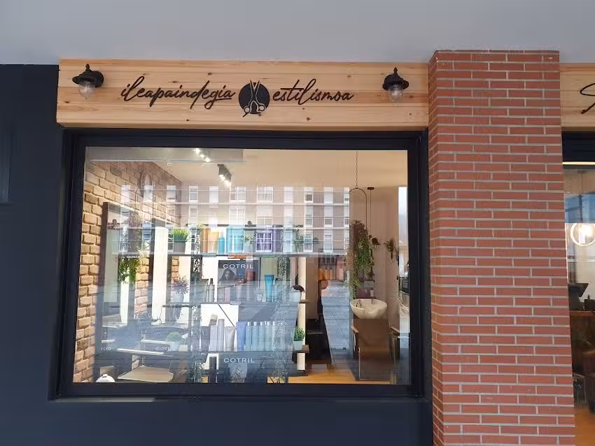 ASLA’S ile – apaindegia