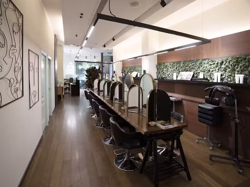 AVENUE HAIR SALON | Peluquer&iacute;a Las Arenas Bilbao
