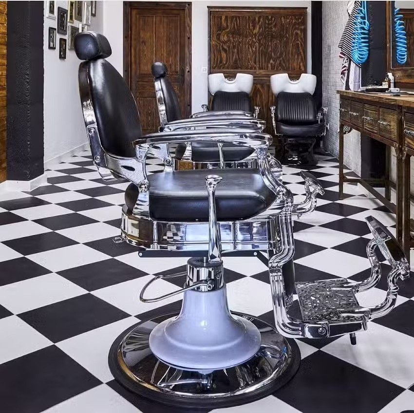 Barbarian&rsquo;s hair salon