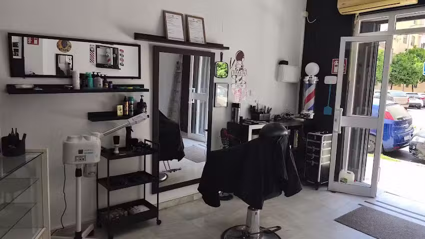 Barber&Nails Celu y Laory
