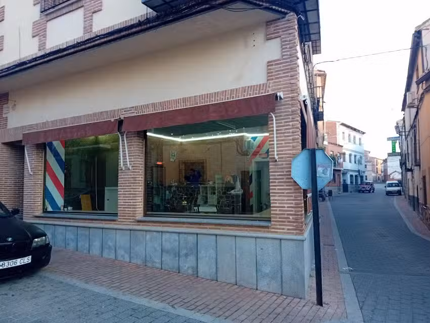 Barber Shop 1990
