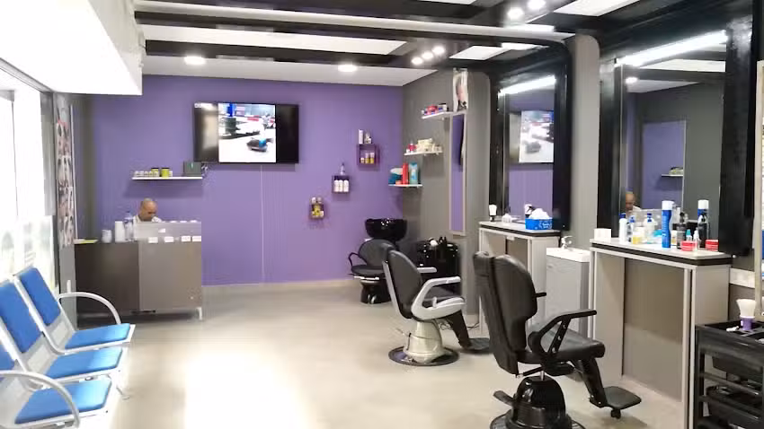 Barber Shop Adam