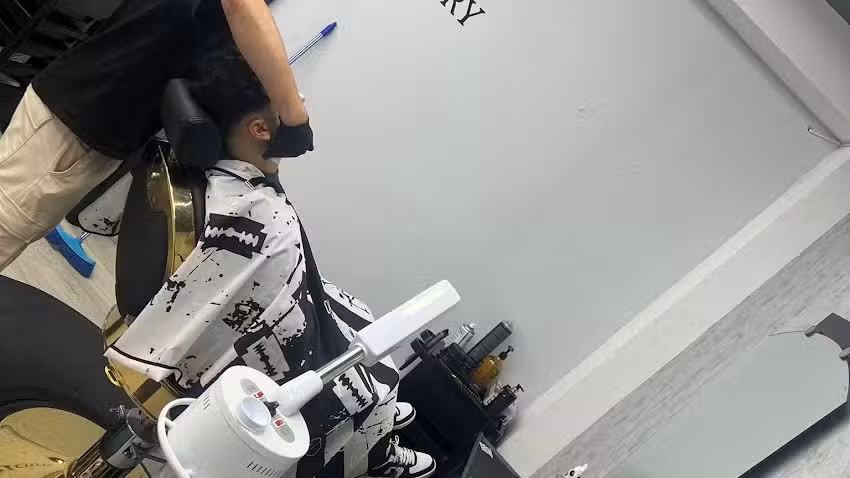 Barber Studio Bry