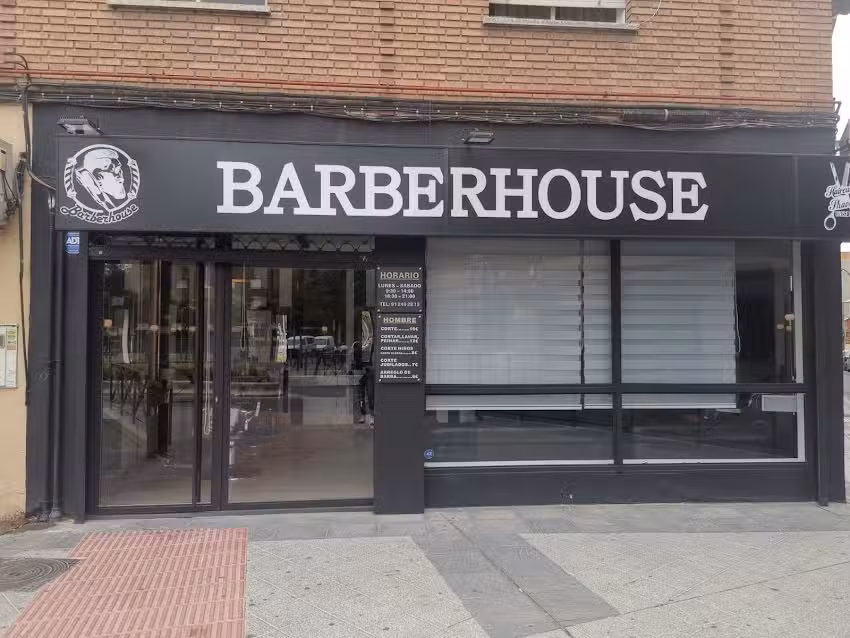 BARBERHOUSE