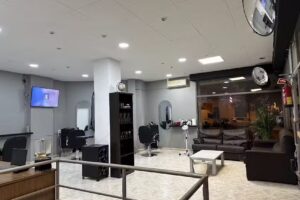 Barberia @Area.51 barberos venezolanos