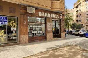 Barbería Cuts & Roses II (Universidades)