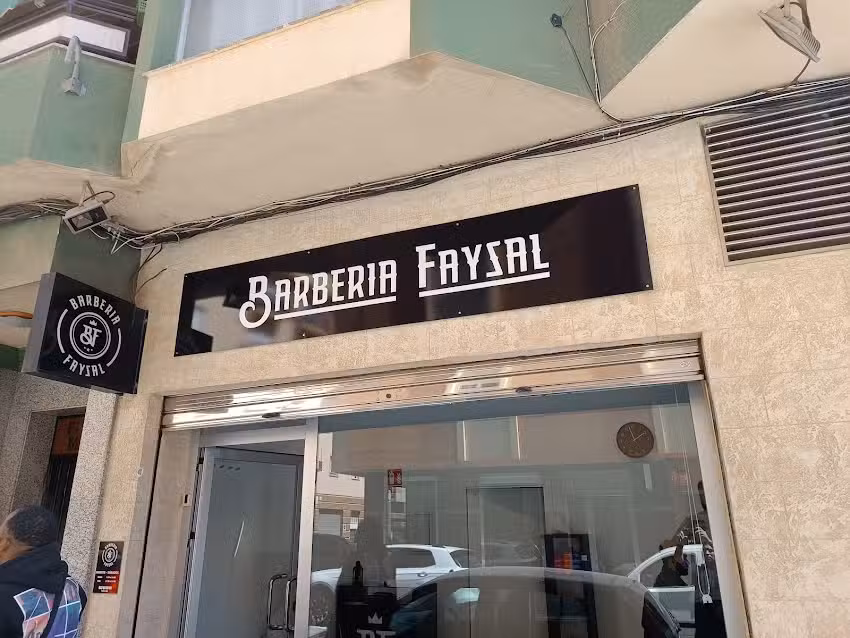 BARBER&Iacute;A FAYSAL