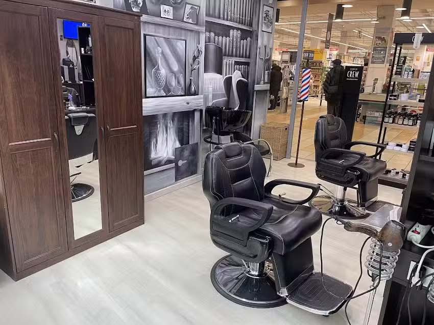Barber&iacute;a +Madera CC Los Prados
