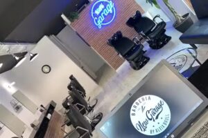 Barberia NEW GARAGE by Aleix Brull