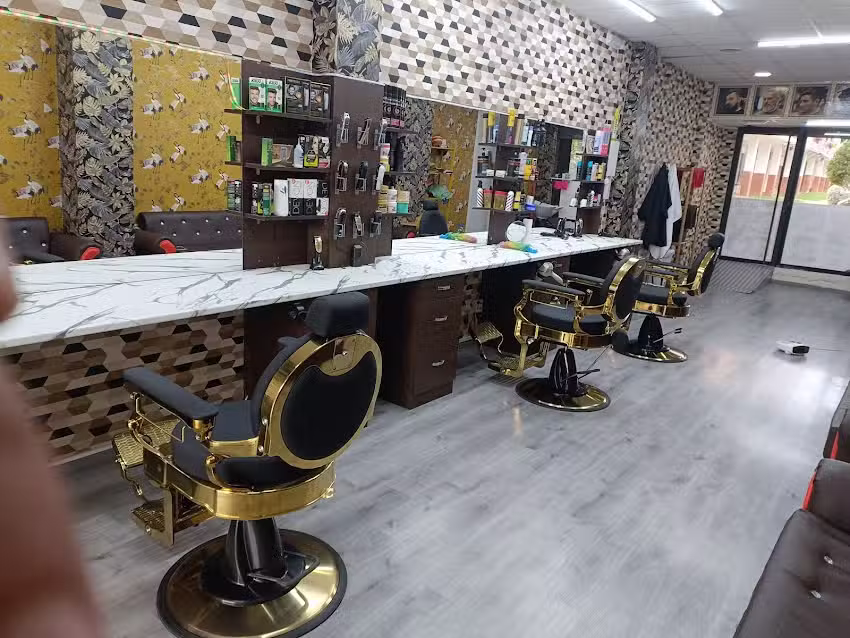 Barberia, peluquer&iacute;a Ali