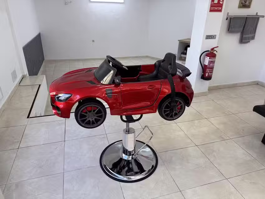 Barber&iacute;a Peluquer&iacute;a de Caballeros El 77