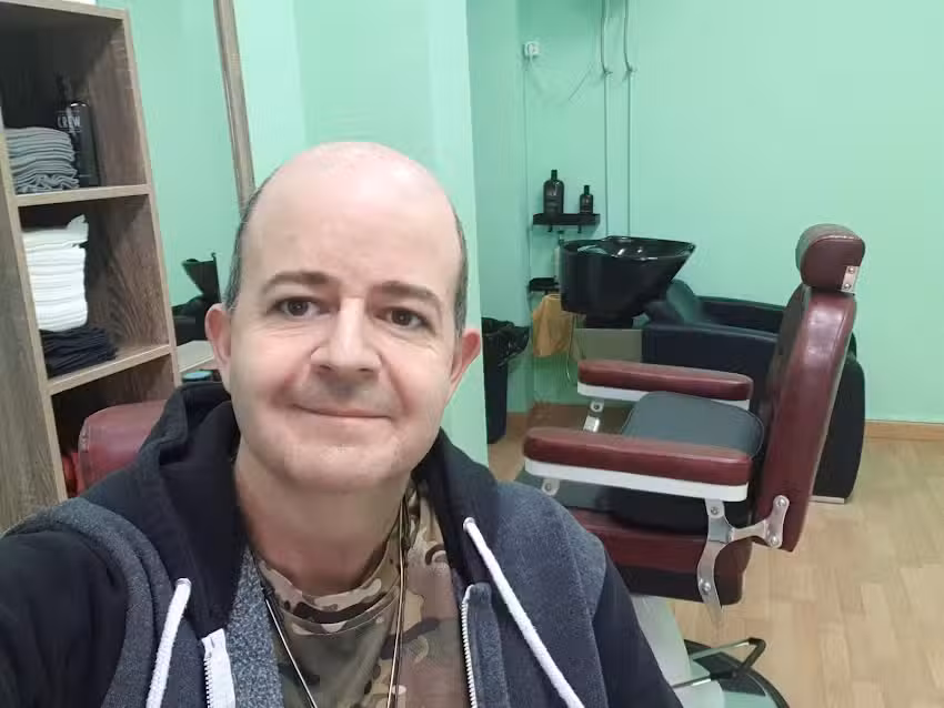 BARBERIA PELUQUERIA Ra&uacute;l G&oacute;mez Mu&ntilde;oz.