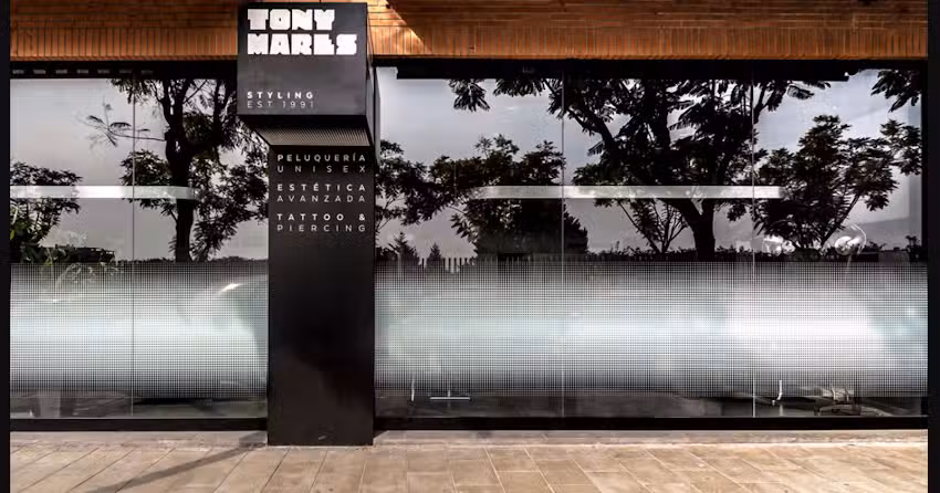 Barber&iacute;a y Peluquer&iacute;a Tony Mares