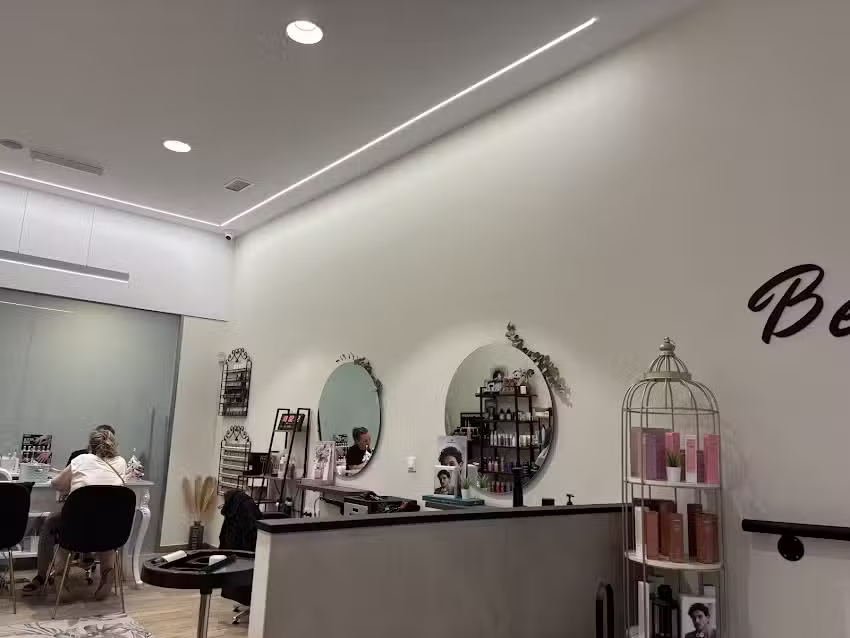 Belur Est&eacute;tica Y Peluquer&iacute;a Unisex