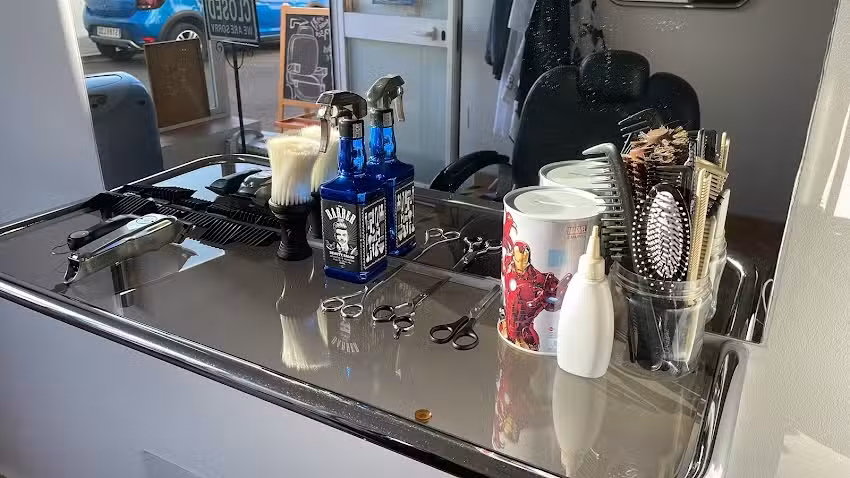 Benji Barber shop