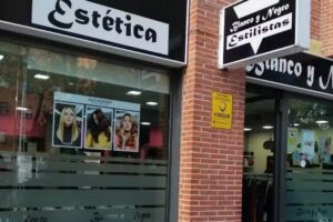 Blanco Y Negro Estilistas