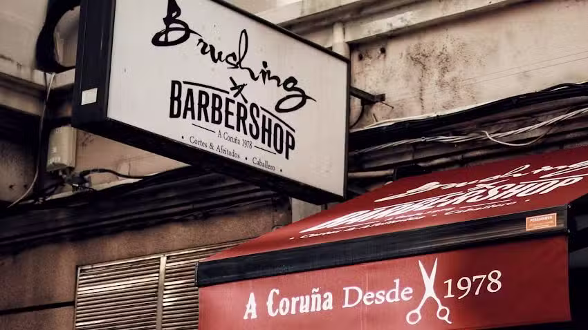 Brushing Barber Shop