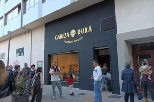 Cabeza Dura