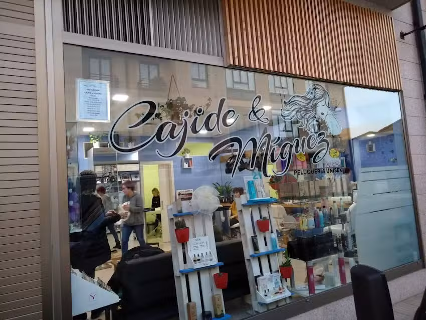 Cajide y Miguez Peluquer&iacute;a Unisex
