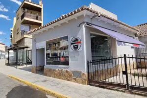 Caparrós Barber’s _Purullena