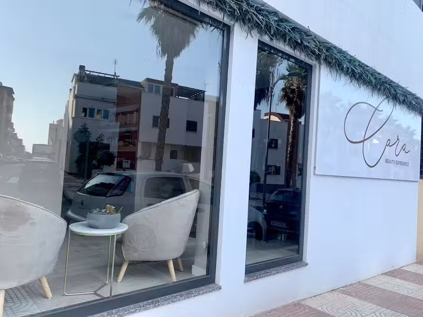CARA BEAUTY EXPERIENCE