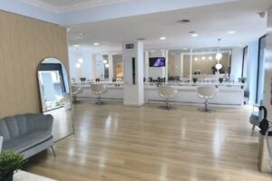 Carest Serrano · Peluquería y Estética · Madrid