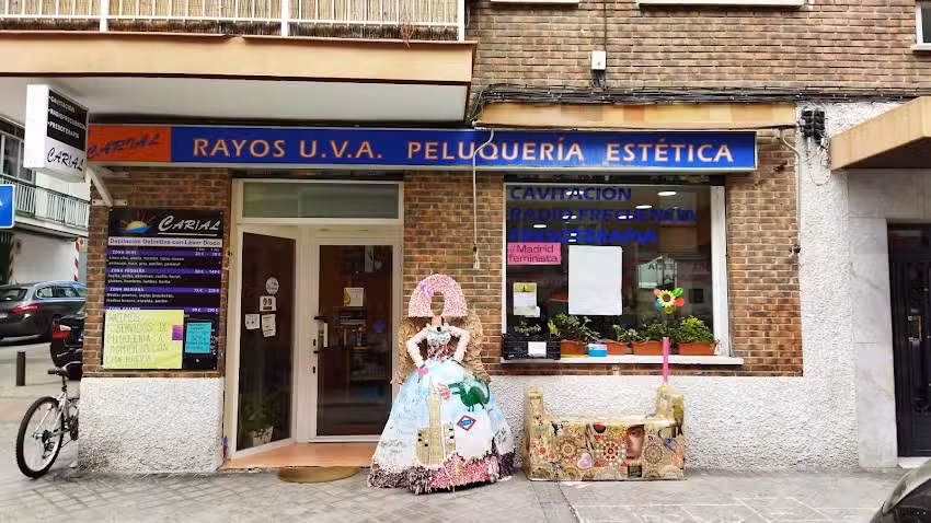 CARIAL PELUQUEROS S.L.