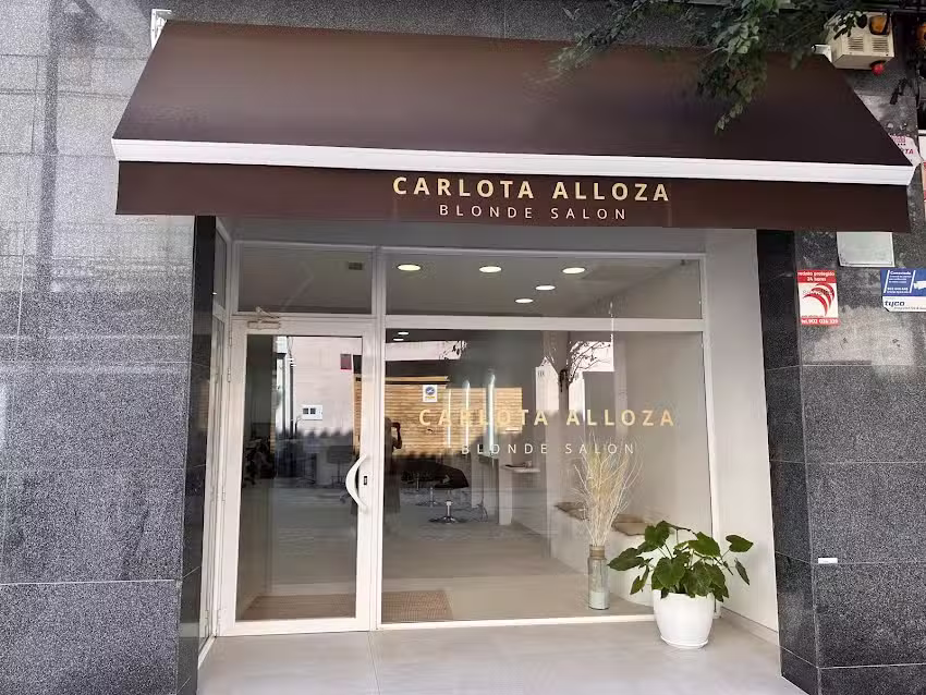 CARLOTA ALLOZA BLONDE SALON