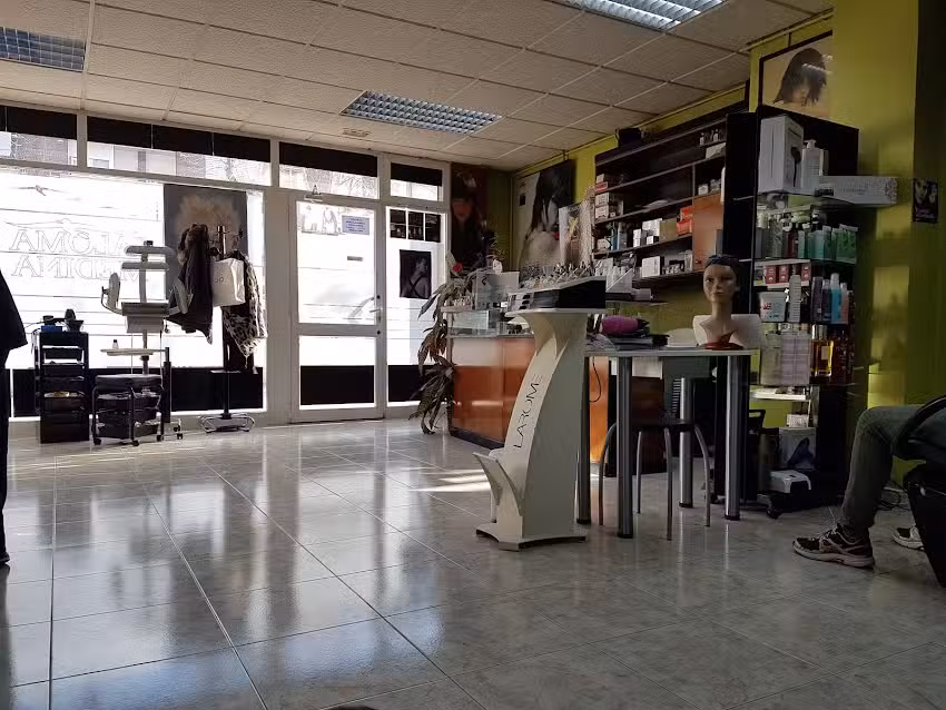 Centre de Perruqueria i Est&egrave;tica Paloma Medina