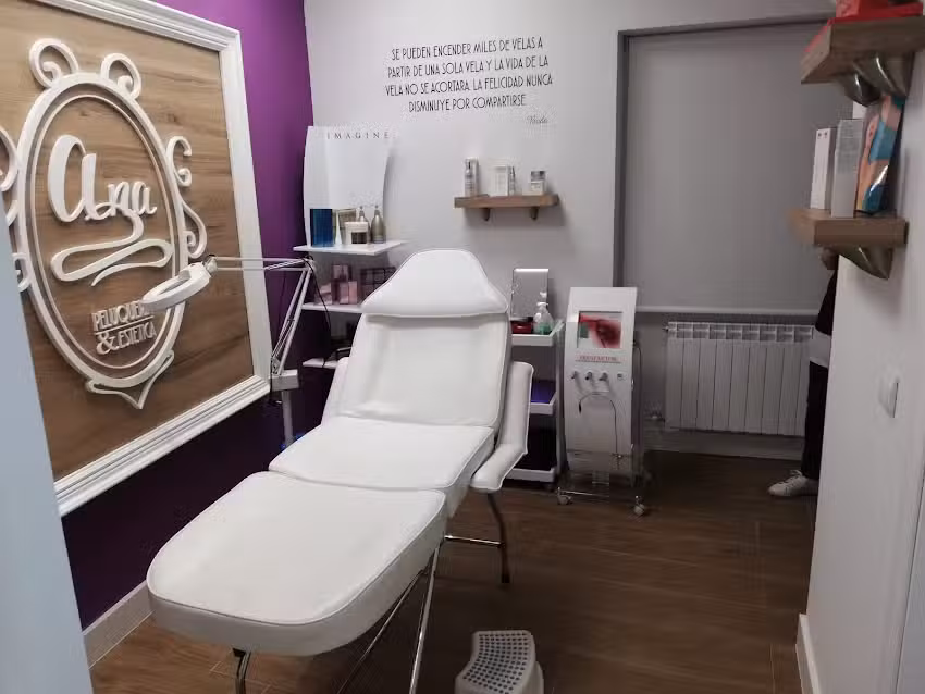 CENTRO DE BELLEZA ANA CÁMARA